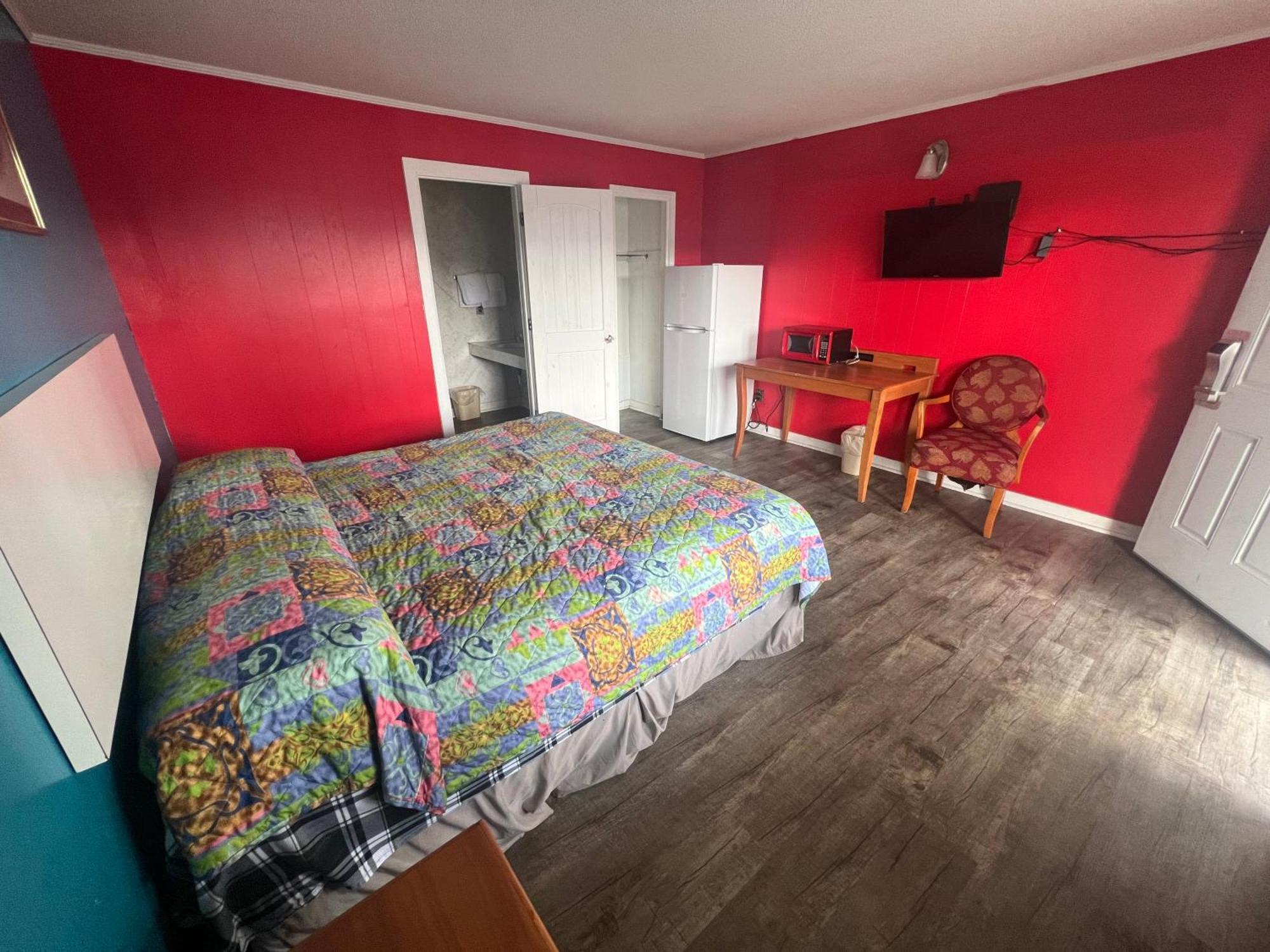 Pinelodge Motel Baxley Exteriör bild
