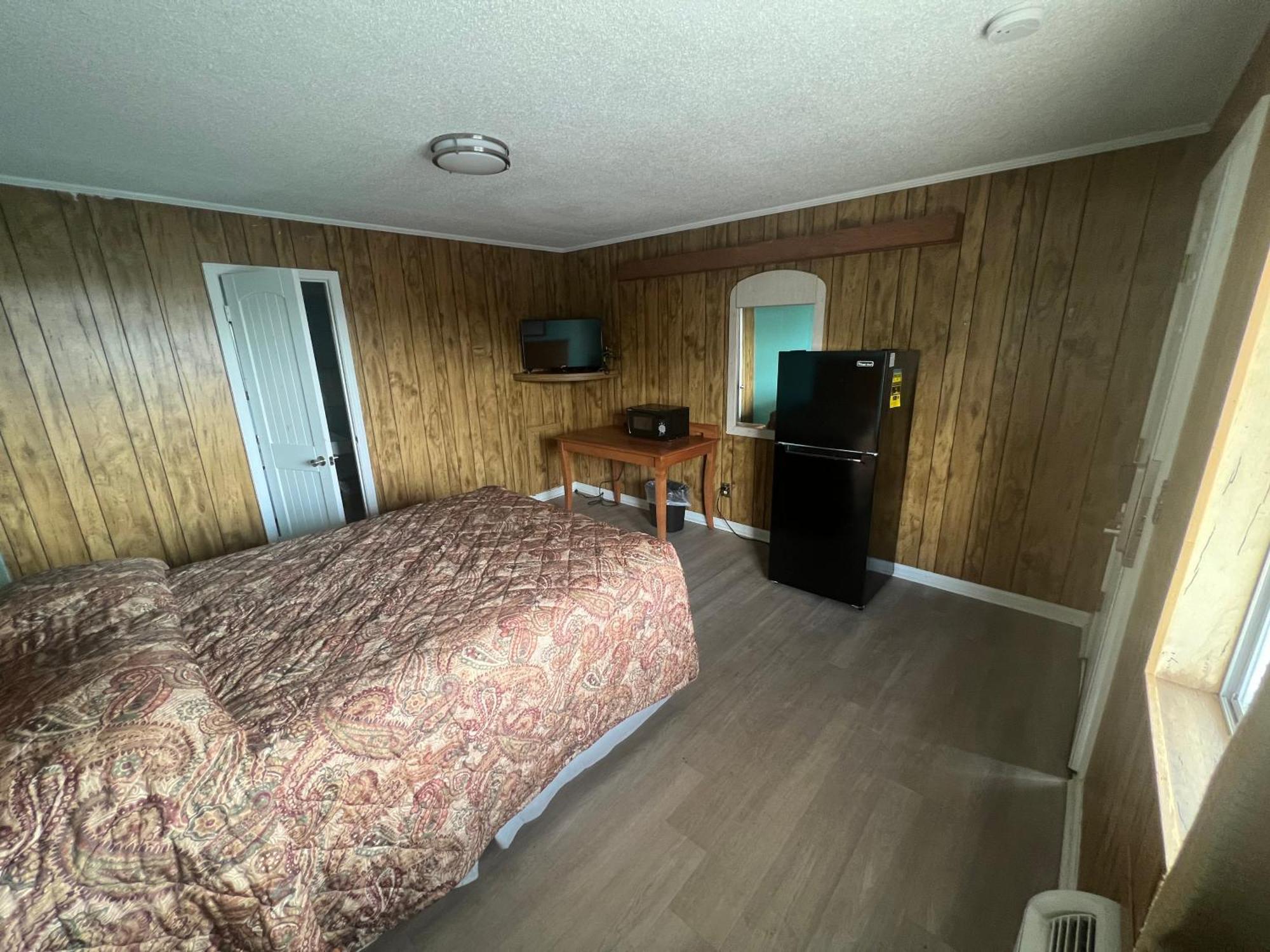 Pinelodge Motel Baxley Exteriör bild